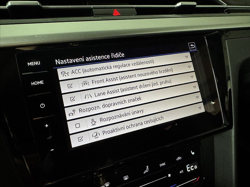 Volkswagen Arteon Shooting Brake 1,4 TSi  DSG eHybrid Elegance - fotka 25 z 44