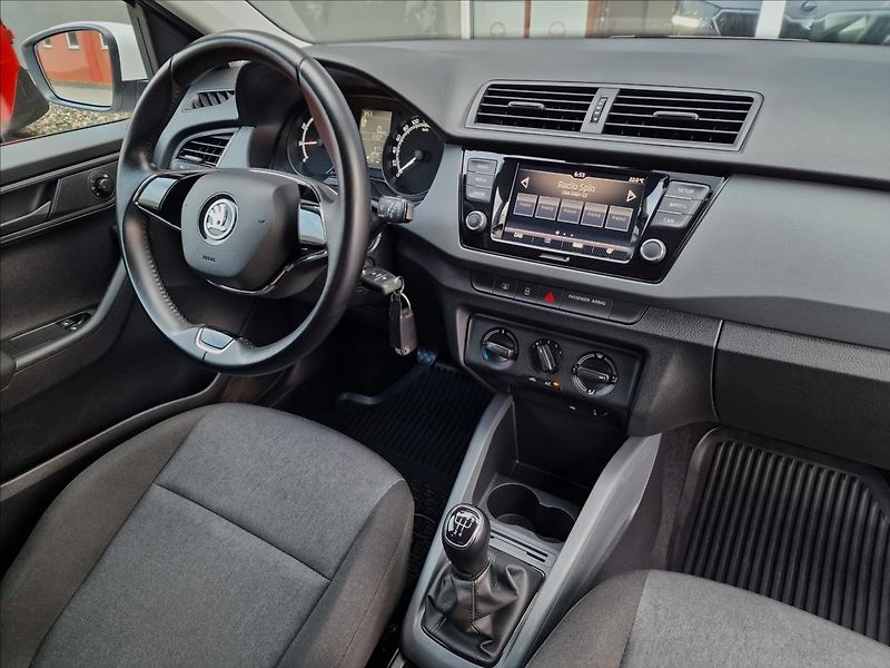Škoda Fabia 1.0TSI 70kW, původ ČR, 1.Maj. - fotka 36 z 46