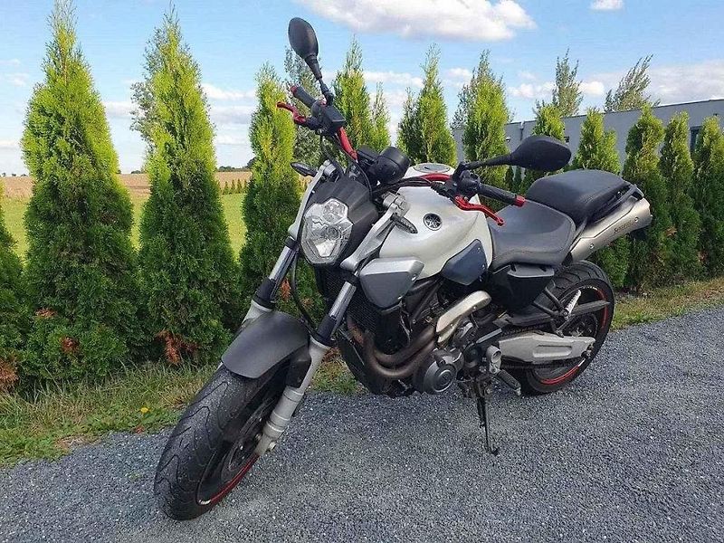 Aprilia RSV4 R.