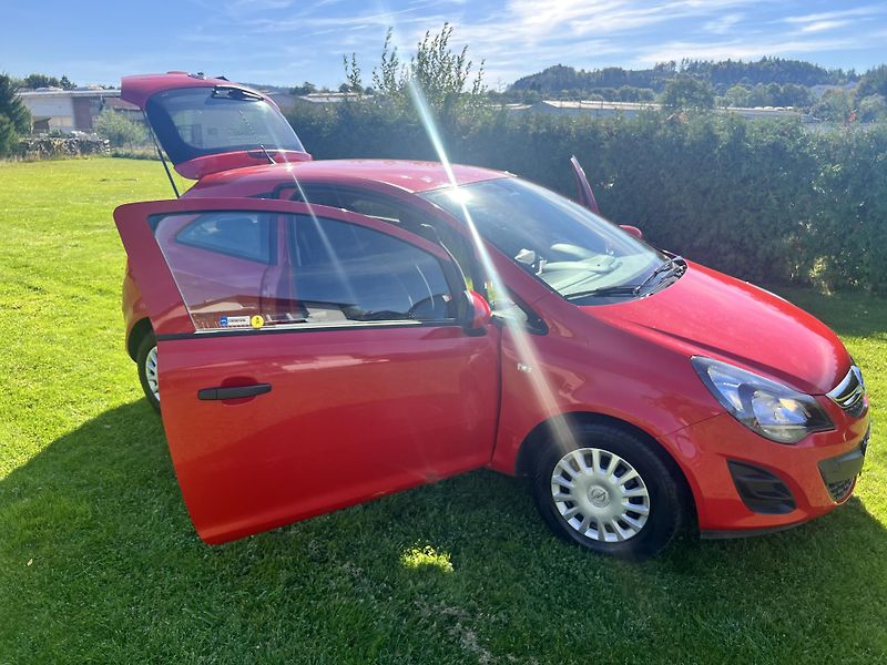 Opel Corsa 1,0 48KW,KLIMA,77TKM,1MAJITEL - fotka 24 z 34