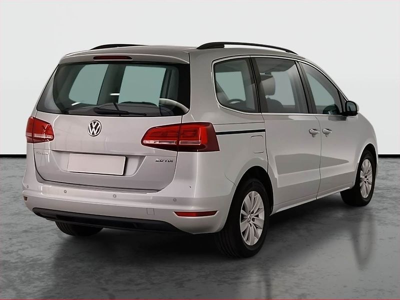 Volkswagen Sharan (2017) 2.0 TDI BMT - fotka 5 z 19