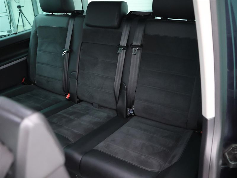 Volkswagen Multivan 2,0 TDI 150KW HL 4MOT DSG CZ - fotka 15 z 30