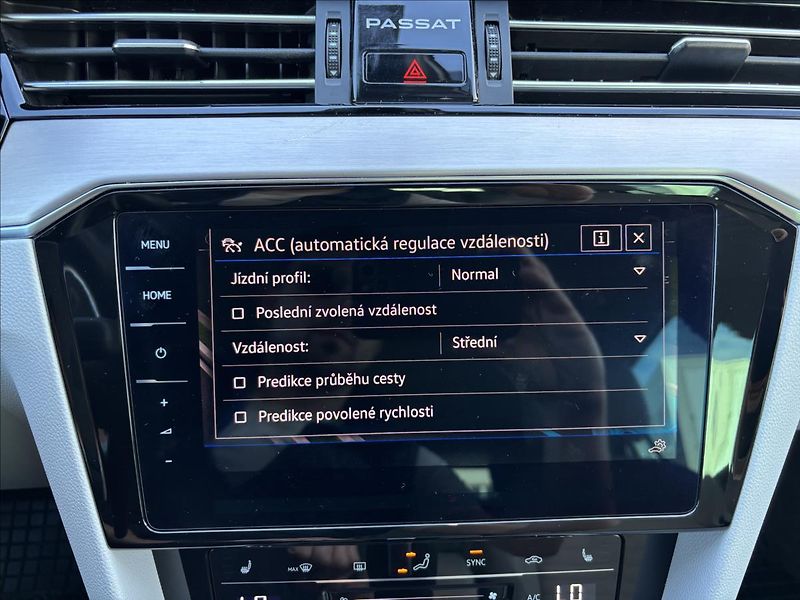 Volkswagen Passat 2,0 TDI 147kW 4MOT DSG - fotka 25 z 31