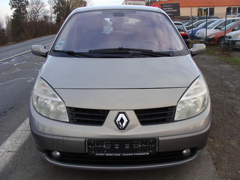 Renault Scénic 1.6i 16V, velmi zachovalý - fotka 9 z 22