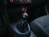 Volkswagen Touran 2.0TDI MANUÁL SENZORY VÝHŘEV - náhled 37