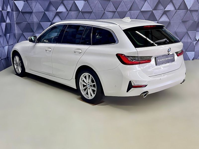 BMW Řada 3 320d xDrive A/T LUXURY, TAŽNÉ - fotka 5 z 31