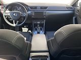 Škoda Superb (2017) 2.0 TDi, Style, DSG, bixen - náhled 8