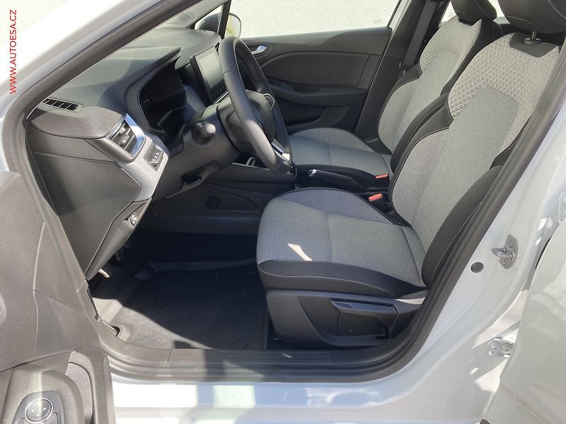 Renault Clio (2025) 1.0 TCe LPG, 1.maj,ČR, AC - fotka 9 z 19