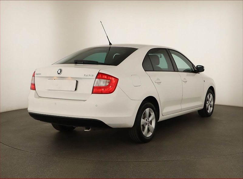 Škoda Rapid (2014) 1.2 TSI, ČR,1.maj, po STK - fotka 5 z 13