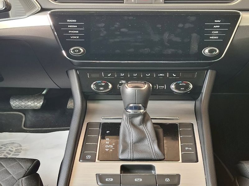 Škoda Superb (2024) COMBI GRT AMB TD 110/2.0 7DG - fotka 7 z 35