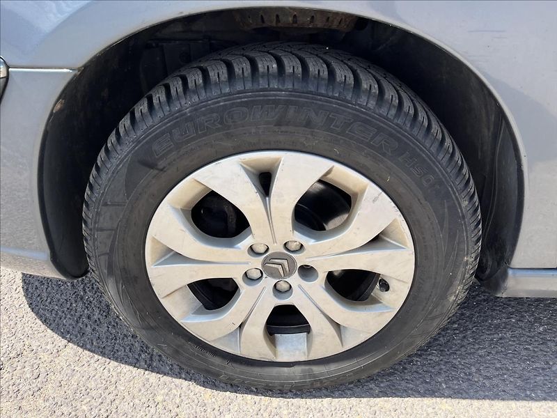 Citroën C8 2,0 HDi 8.MÍST 2xKOLA STK 7/28 - fotka 31 z 31