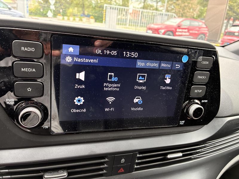 Hyundai Bayon 1.2i 62kW PLAY ČR DPH ZÁRUKA   - fotka 22 z 29