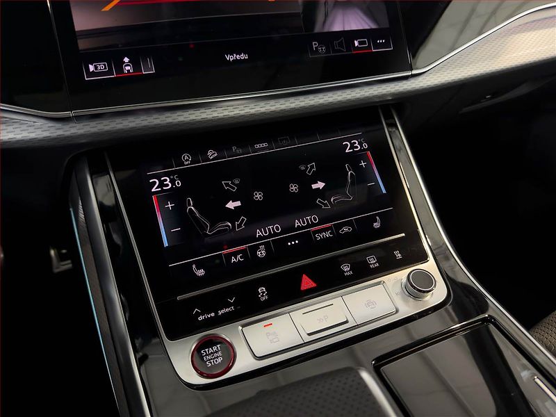 Audi SQ7 (2025) 4.0 TFSI - fotka 18 z 20