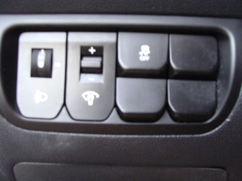 Kia Rio 1.4i, 80 kW, klimatizace - fotka 14 z 23