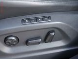 Volkswagen Sharan (2012) 2.0TDi, AT, navi, bixen - náhled 16