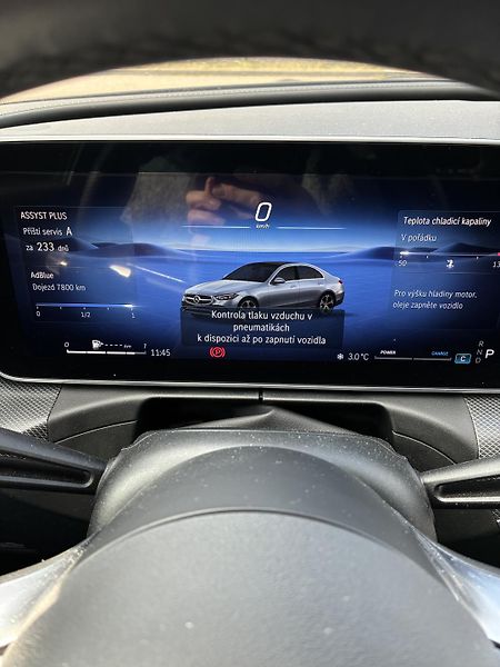 Mercedes-Benz Třídy C (2023) C 220d 4MATIC - fotka 13 z 13