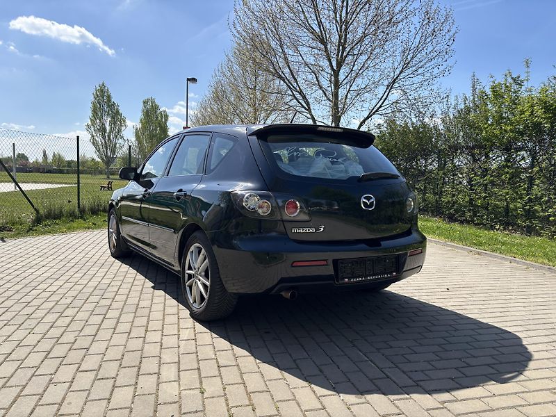 Mazda 3 1.6 Sport Active - fotka 7 z 26