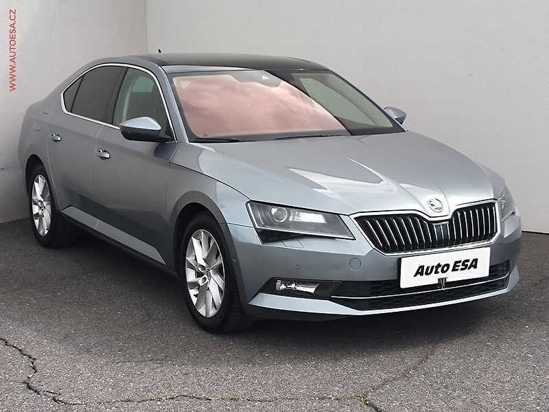 Škoda Superb (2017) 1.4 TSi, Style, bixen, panor - fotka 1 z 23