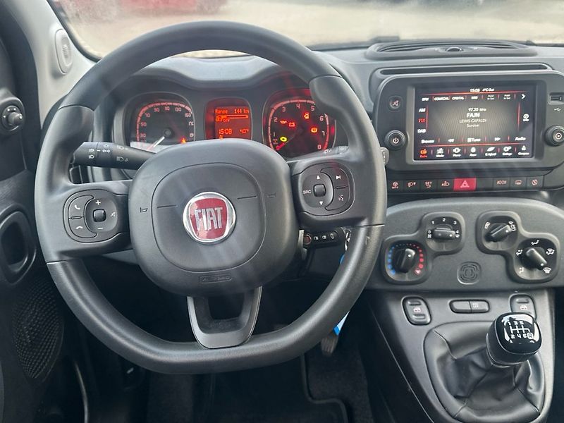 Fiat Panda (2023) 1.0 Hybrid 70cv MAN CROSS - fotka 11 z 18