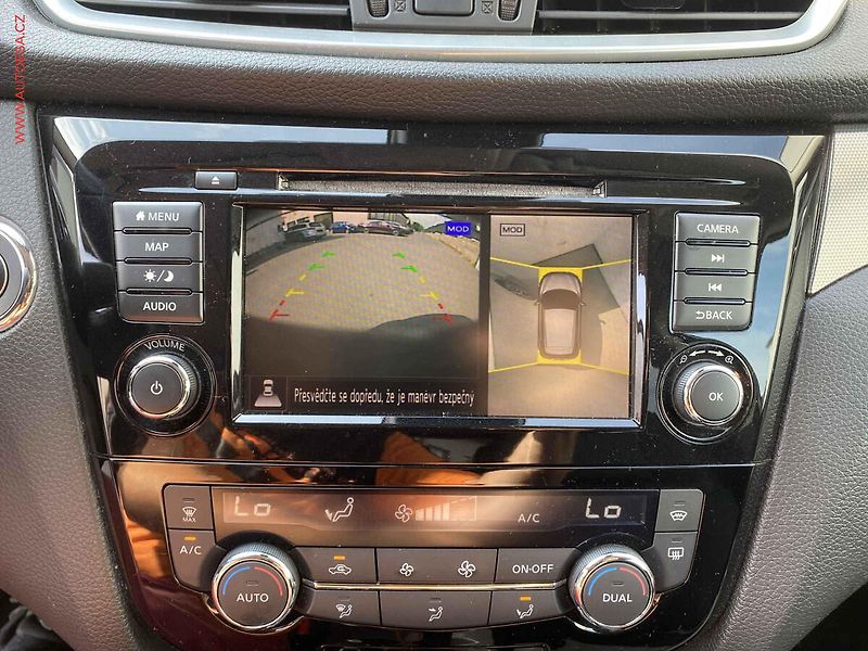 Nissan Qashqai (2019) 1.3DiG-T, N-Connecta, AT - fotka 18 z 18
