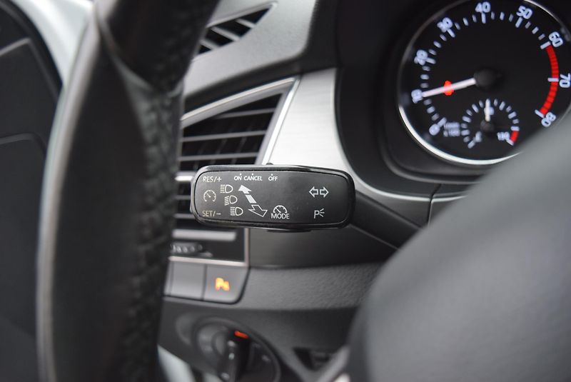 Škoda Fabia (2016) 1.2TSI 81kw AMBITION JOY OPS - fotka 31 z 49