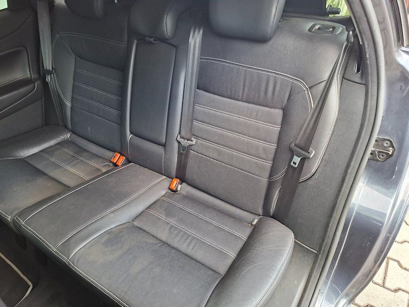 Ford Mondeo (2010) 2.2TDCi 129kW 6MAN - fotka 26 z 40