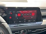 Volkswagen Golf (2023) 2.0 TSI DSG GTI - náhled 22