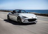 a Mazda MX-5 od 745 900 Kč