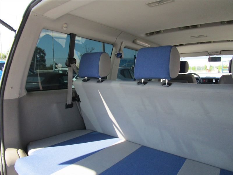 Volkswagen Multivan 2.5TDi 111kW, Atlantis, 7 míst - fotka 40 z 53