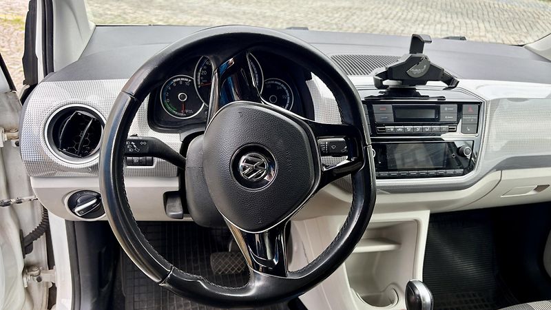 Volkswagen e-up! (2017) VW eUP! 60Kw, dojezd 130km DPH - fotka 17 z 27