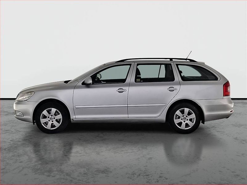 Škoda Octavia (2011) Elegance 1.6 TDI, Serv.kniha - fotka 3 z 19