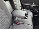 Mercedes-Benz GLB 2,0 200d 110kW 4Matic DCT - náhled 15