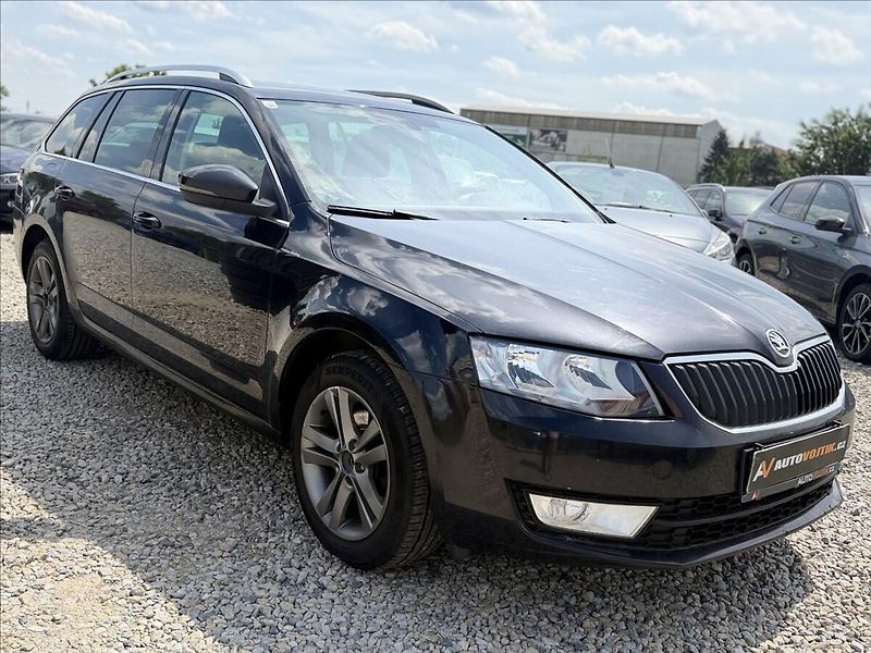 Škoda Octavia 2,0 TDI 4X4 TAŽNÉ 2T - fotka 3 z 24