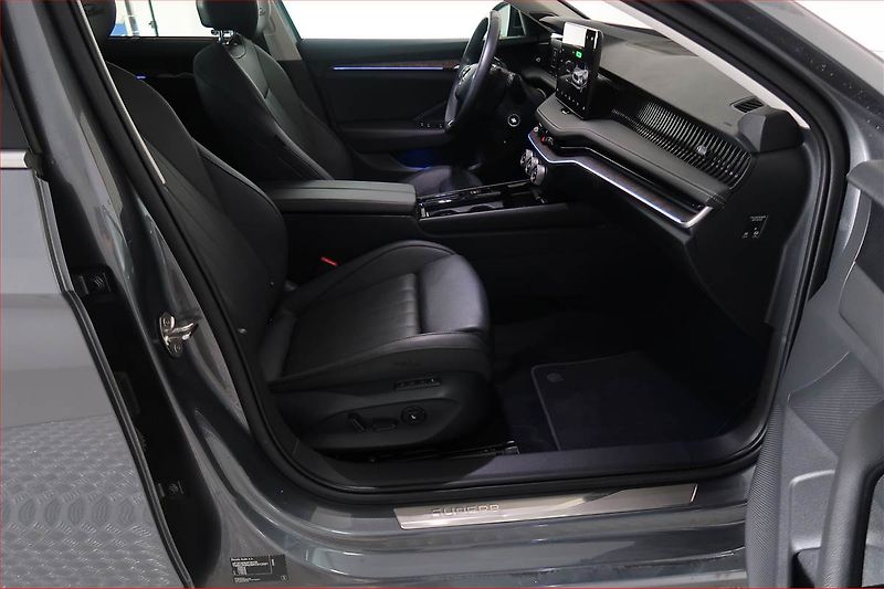 Škoda Superb (2024) 2.0 TDI - fotka 9 z 18
