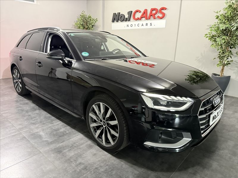 Audi A4 2,0   TDI QUATTRO MATRIX TZ - fotka 2 z 42