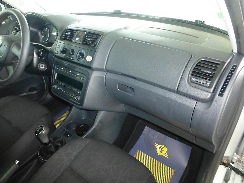 Škoda Fabia (2011) 1,2TSI*KLIMATIZ**ALU KOLA**ESP - fotka 18 z 23