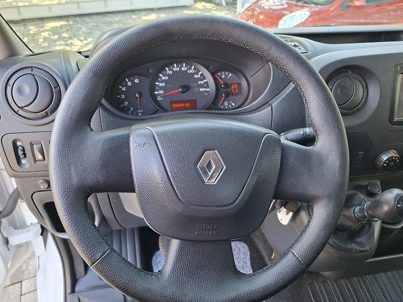 Renault Master (2019) 2,3 DCi, tupláky,tažné 3,5,DPH - fotka 24 z 35