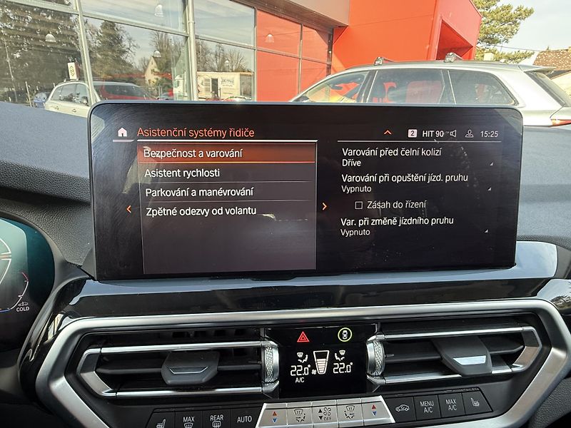 BMW X3 (2022) 30XD 210kW LASER PANORAMA CZ!! - fotka 33 z 43
