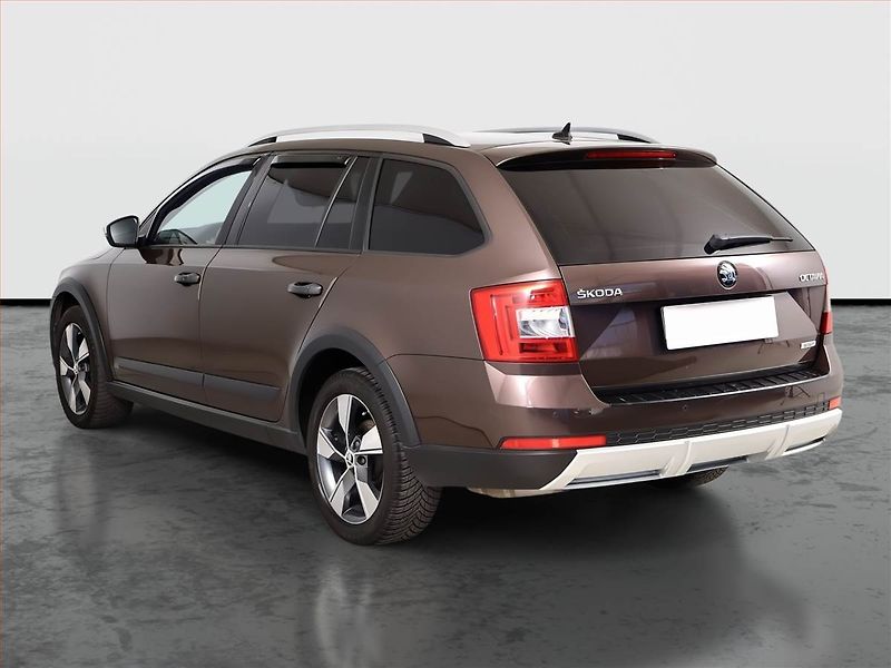 Škoda Octavia (2016) Scout 2.0 TDI, 4X4, Automat - fotka 4 z 18