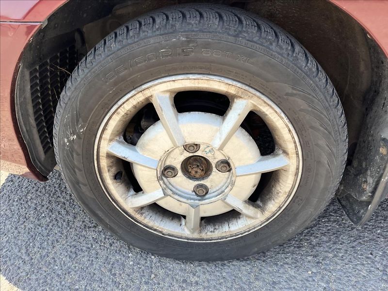 Hyundai Elantra 2,0 CRDi KLIMA TAŽNÉ STK 12/27 - fotka 29 z 29