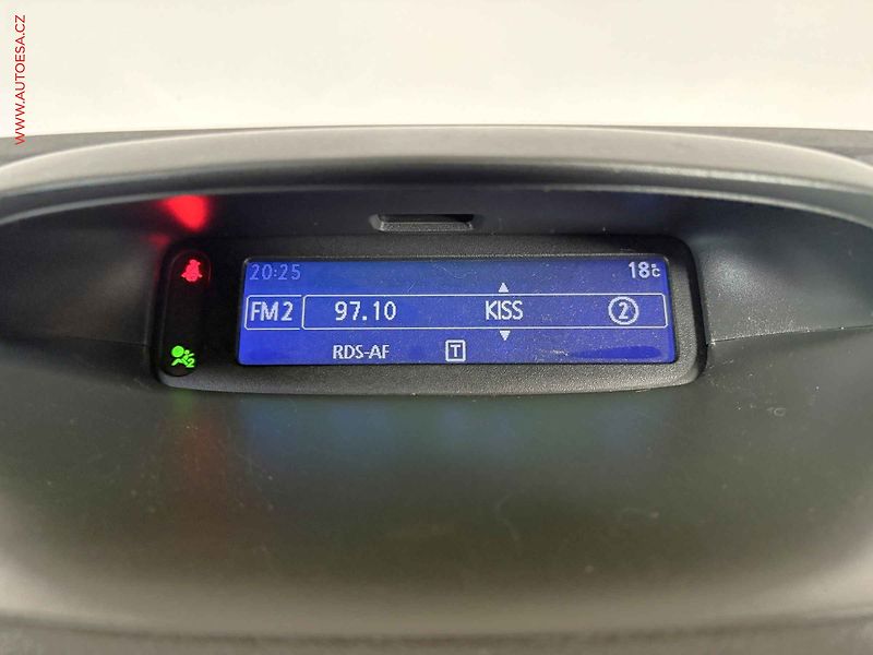 Renault Mégane (2013) 1.5dCi, ČR, autoAC, temp - fotka 11 z 15
