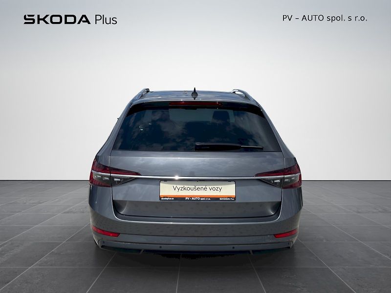 Škoda Superb (2023) 2.0 TDI 147kW DSG Style Plus c - fotka 30 z 34