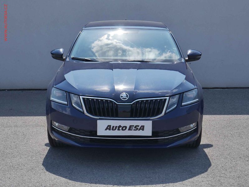 Škoda Octavia (2017) 1.4G-Tec, ČR, Style, DSG - fotka 2 z 15