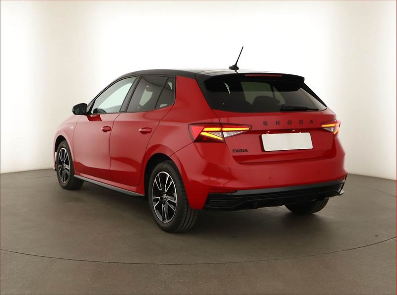 Škoda Fabia (2025) 1.0 TSI, Monte Carlo, FullLed - fotka 4 z 16