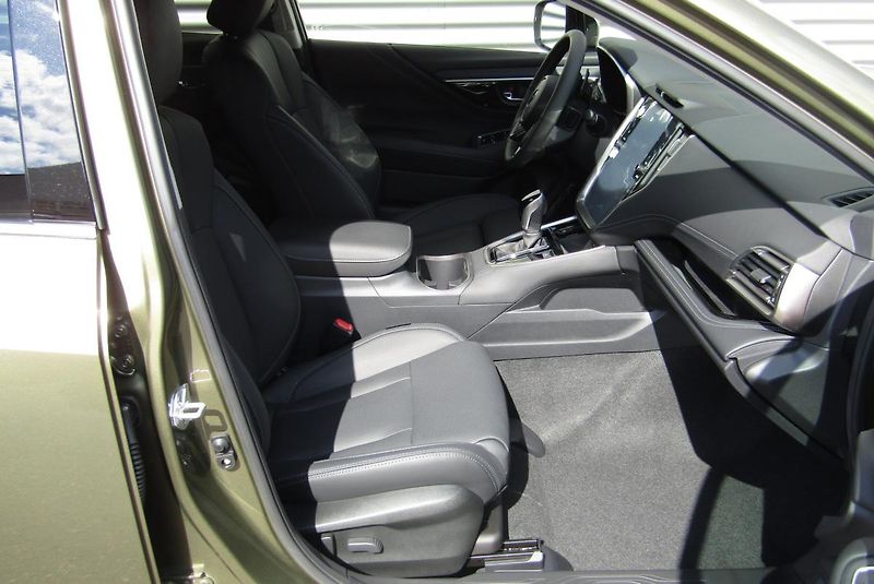 Subaru Outback (2025) 2,5i TOURING  MY25.5 - fotka 50 z 52