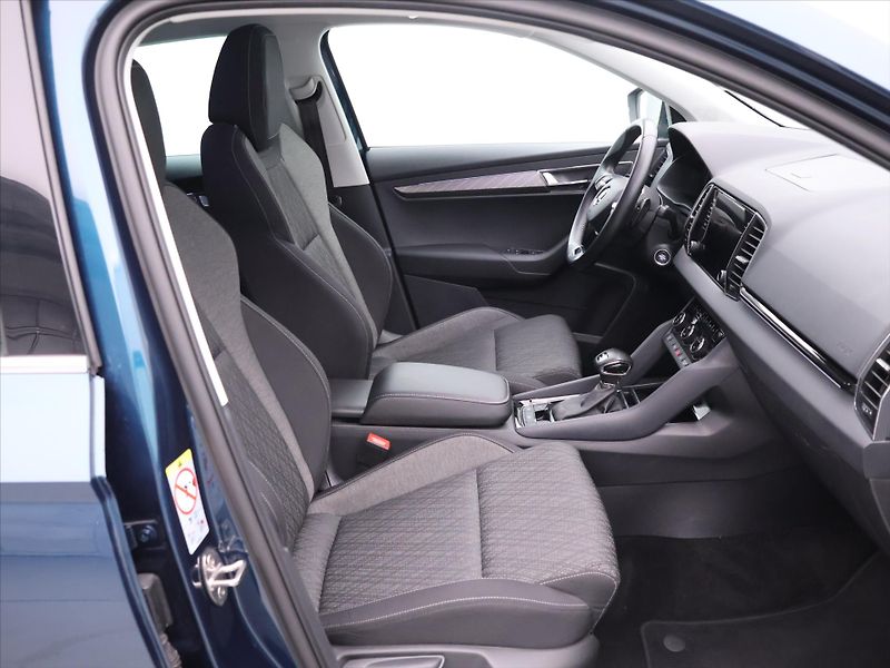 Škoda Karoq 2,0 TDI 110kW DSG 4x4 Style DP - fotka 12 z 34