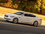 Kia K900.
