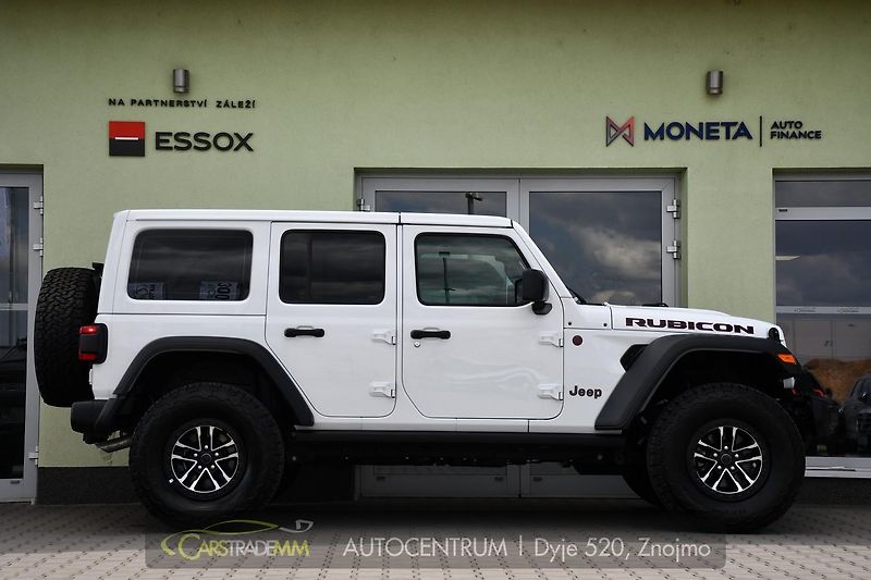 Jeep Wrangler 3.6L AWD RUBICON 4tisKM - fotka 6 z 52