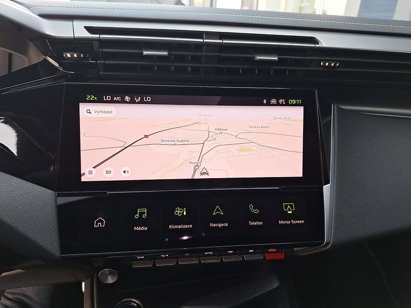 Peugeot 308 (2022) SW GT 1.5 BHDi 130 EAT8 - fotka 16 z 19