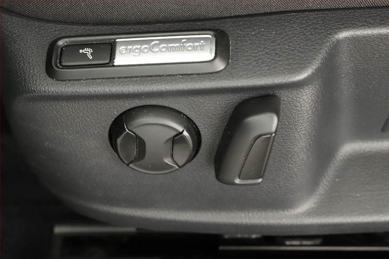 Volkswagen Passat (2016) Comfortline 2.0 TDI, Automat - fotka 14 z 18